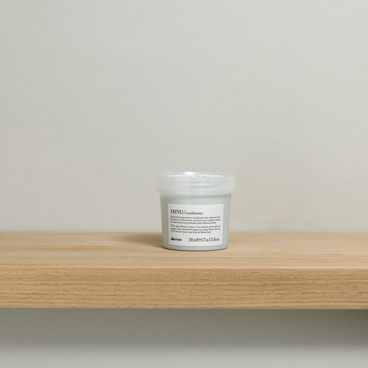 Davines-75604-minu-conditioner-250ml-8004608275879-4.jpg