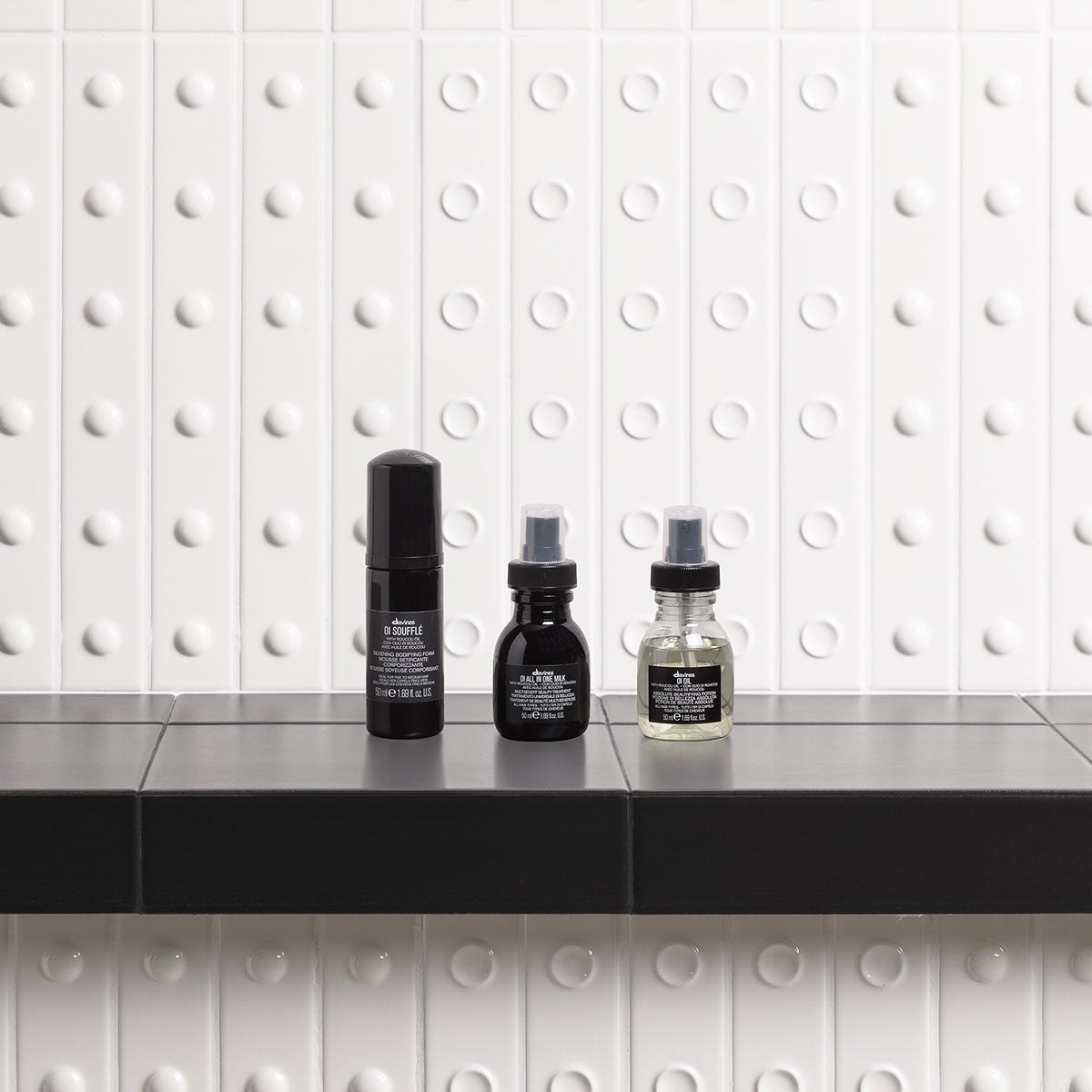 Translation missing: en.products.general.vendor: OI OI Soufflé Leave-in liquid-to-foam mousse for radiant shine and full-bodied-100x.jpg?v=1738859333