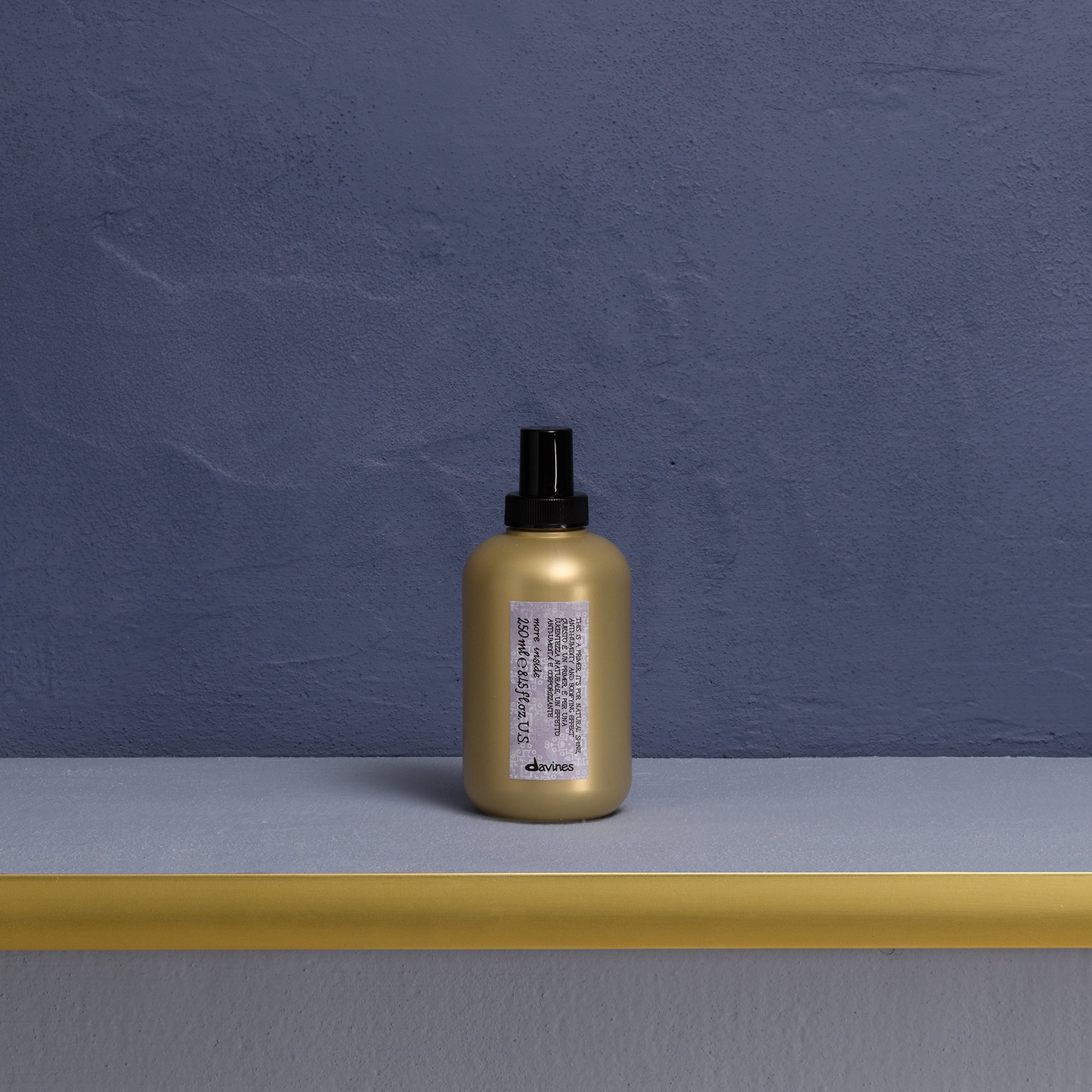 Davines UK This is a Primer - Anti-humidity bodifying tonic to support the fold in a natural way