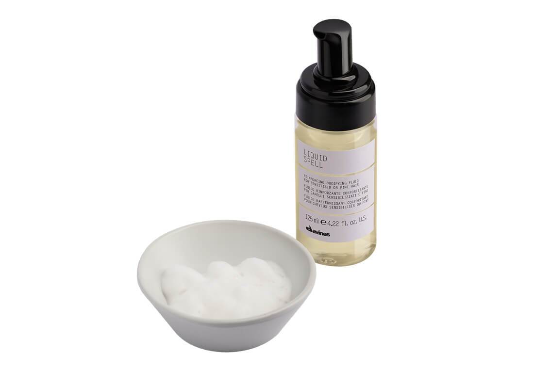 Liquid Spell | Reinforcing Spray for Strength | Davines UK